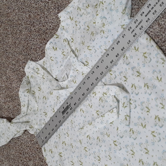 Floral Tie Blouse - Picture 7 of 10